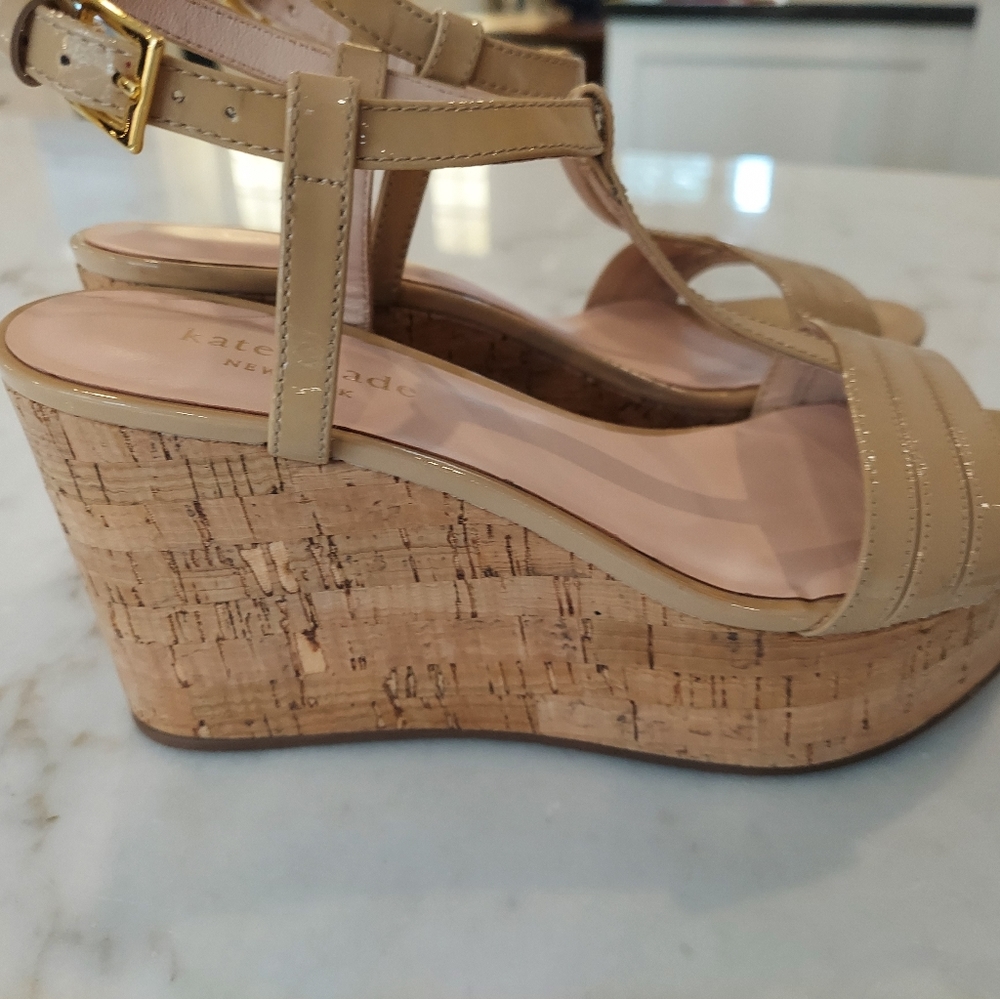 Sandles